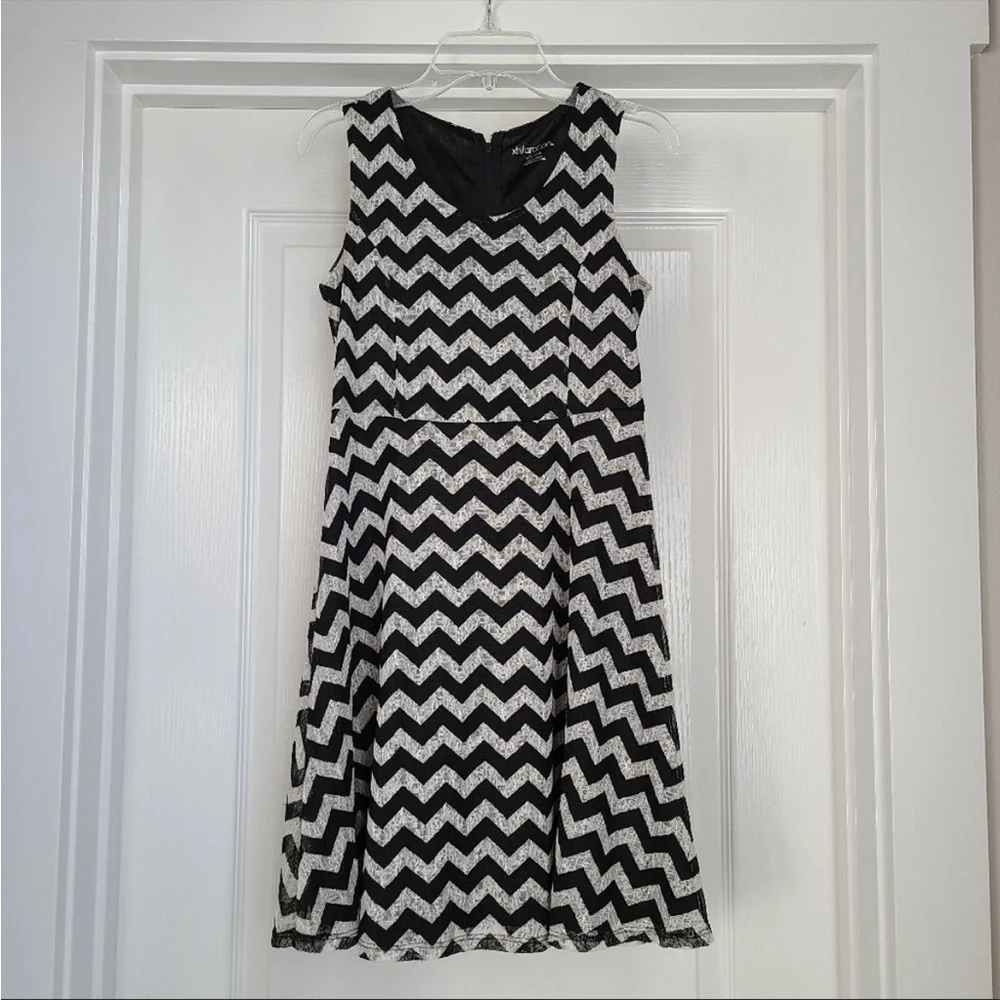 Zigzag stripe dress.